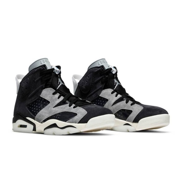 2020 Women’s Air Jordan 6 Retro in 'Tech Chrome' size 8 - Picture 1 of 5